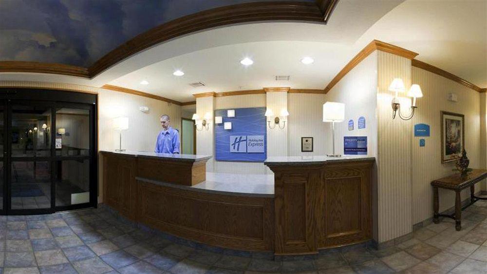 Country Inn & Suites By Radisson, Lubbock, Tx Bagian luar foto