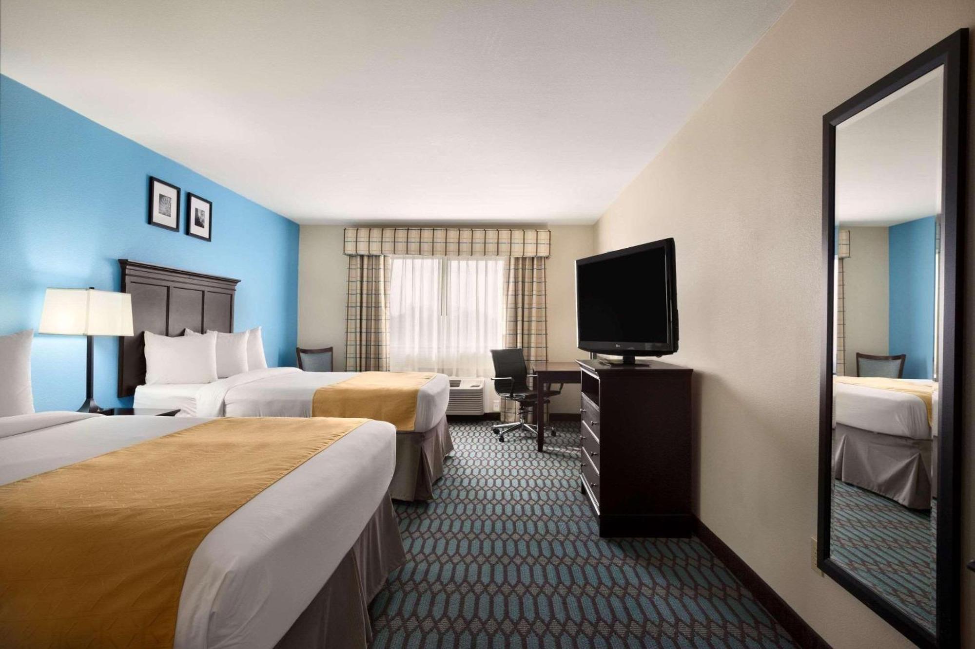 Country Inn & Suites By Radisson, Lubbock, Tx Bagian luar foto