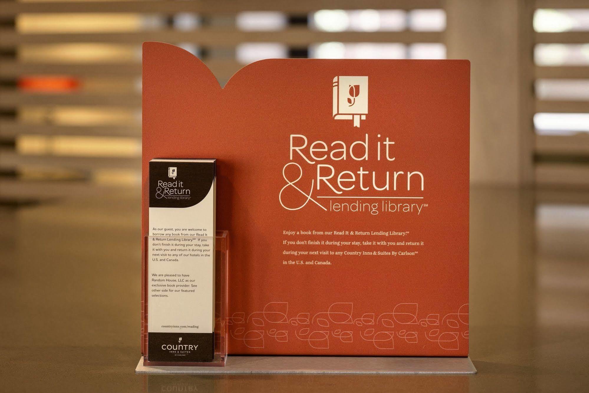 Country Inn & Suites By Radisson, Lubbock, Tx Bagian luar foto